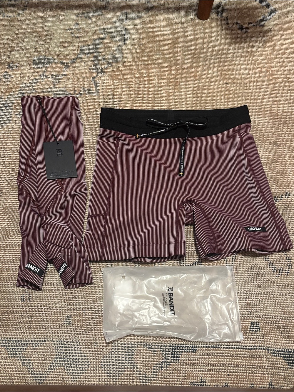 Bandit Striped Cadence™ 5" Women's Compression Shorts & Compression Sleeves